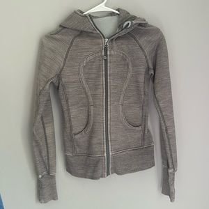 lululemon grey jacket
